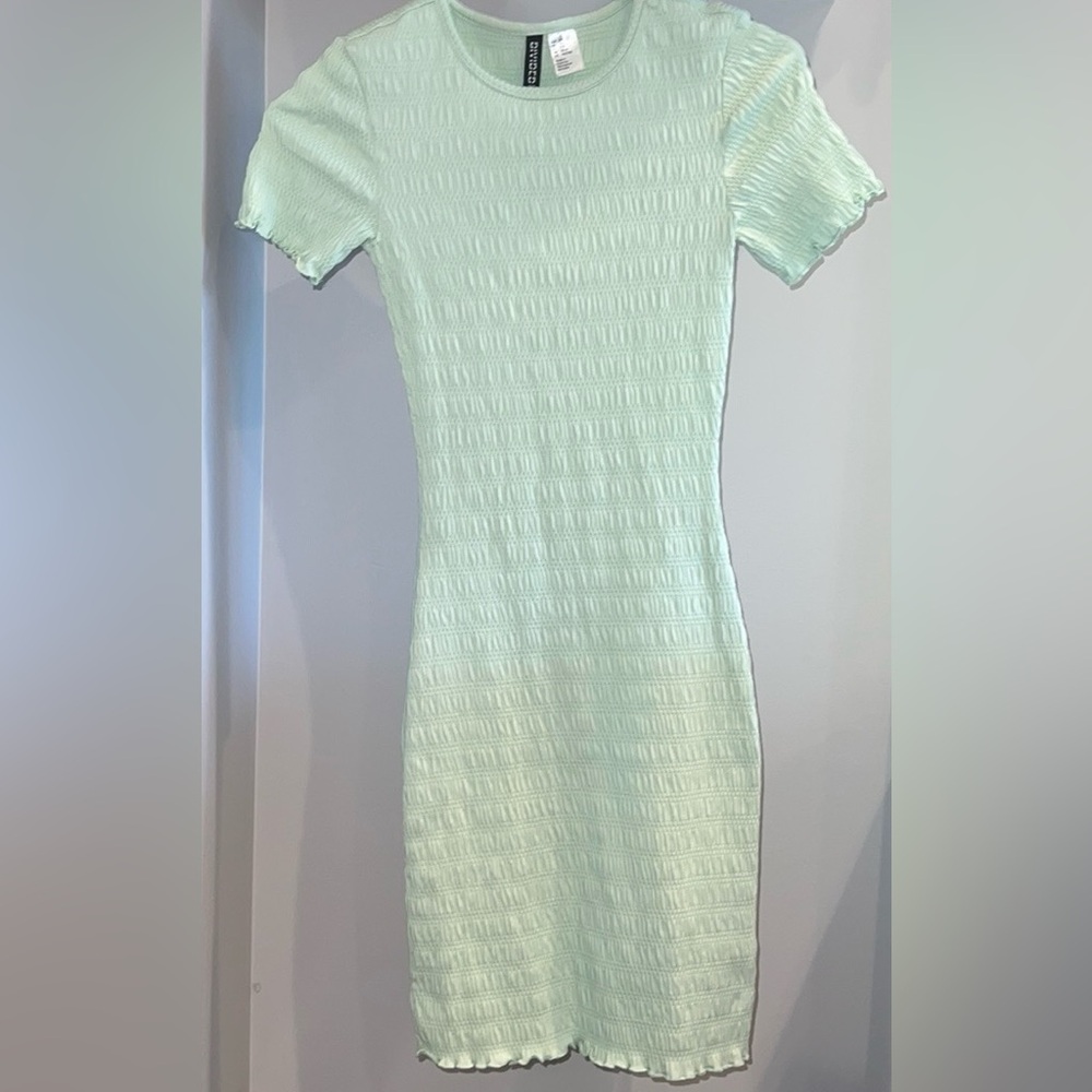 H&M Mint Green Short Sleeve Ribbed Bodycon Dress